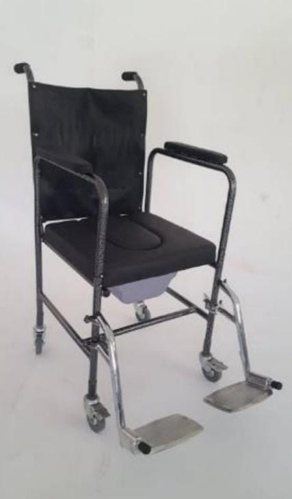 Chaise roulante + pot